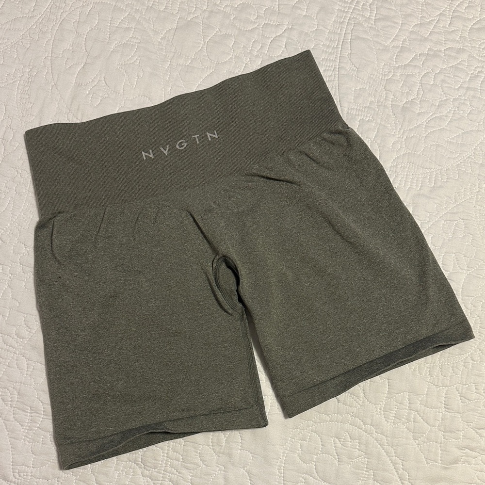 NVGTN Women's Charcoal Bike Shorts